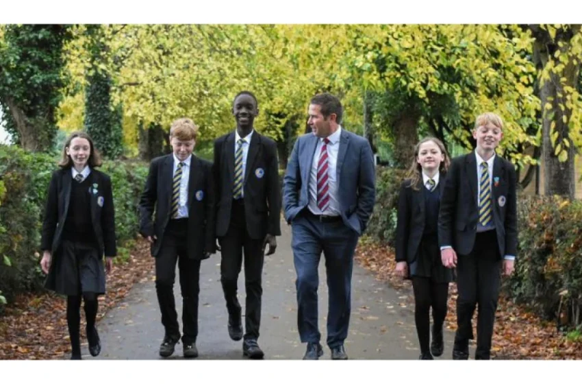  Preparing Students for Global Opportunities Through Modern Education